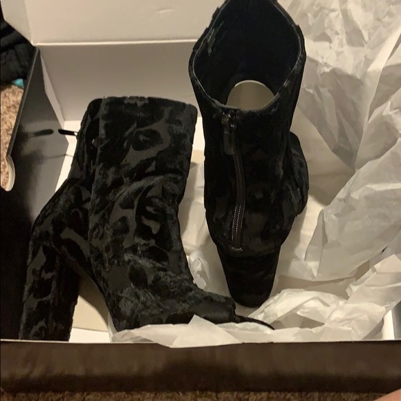 Peep toe Booties Black Suede - Picture 3 of 5